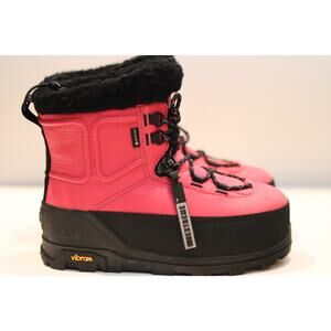 UGG Shasta Gore-Tex Leather Waterproof Boot Sz 7